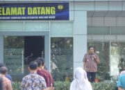 Sidak di Kantor Bapenda, Wagub Sultra Tegaskan Disiplin Pegawai