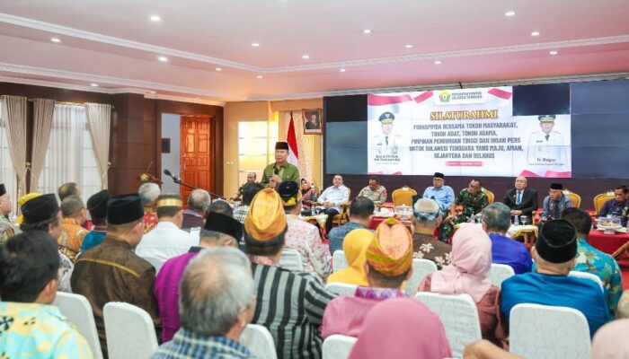 Silaturahmi dengan Para Tokoh, Gubernur Sultra Tegaskan Kebersamaan Modal Dasar Membangun Daerah