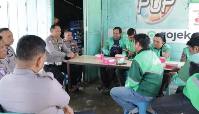 Edukasi Budaya Tertib Berlalulintas, Polantas Polda Sultra Gelar Sosialisasi di Pangkalan Ojek