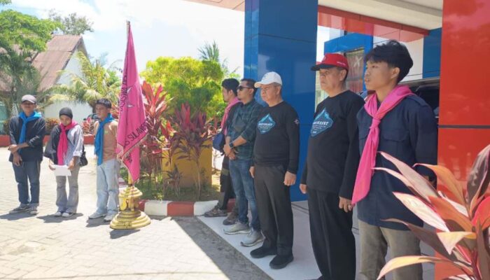 Apresiasi Kegiatan Mapala, Rektor Unsultra Lepas Tim Ekspedisi Southeast Sulawesi Summit Expedition 2025
