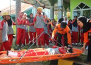 Belajar Jadi Penolong Sejak Dini, Pertamina Hadirkan Simulasi Siaga Bencana di SMA 8 Mandai