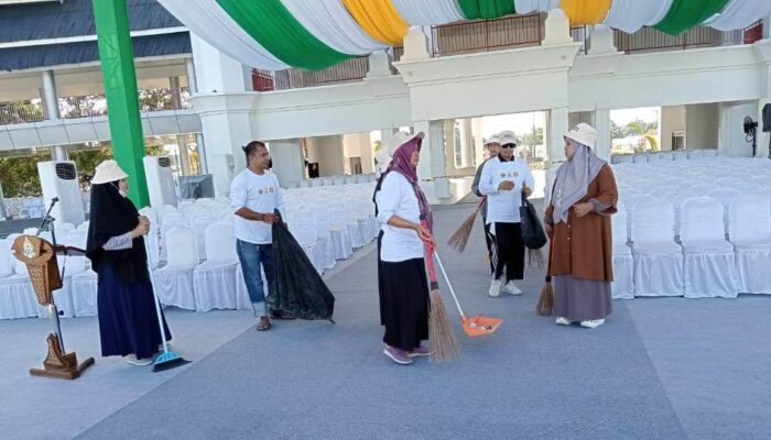 Jelang Penutupan STQH Nasional XXVII, Satgas Ekoteologi Bersihkan Kawasan Venue Utama
