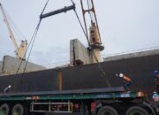 Tonggak Awal 2026, Pelindo Multi Terminal Jamrud Nilam Mirah Layani Kapal Impor Perdana