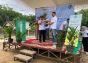 Peduli Sumatra: Adira Finance Bantu Warga Terdampak & Tanam Pohon Berakar Kuat Bersama Grup MUFG