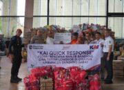 KAI Daop 2 Bandung Hadir, Salurkan Bantuan TJSL bagi Korban Tanah Longsor di Cisarua, Kabupaten Bandung Barat