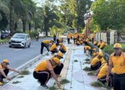 Gerak Cepat, Polda Sultra Langsung Terjunkan Seluruh Personel Bersihkan Mako Usai Arahan Presiden