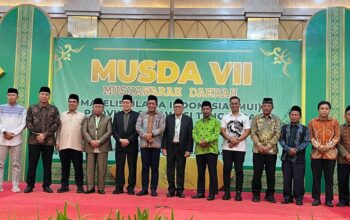 Wagub Sultra Tekankan Sinergi Ulama-Pemerintah di Musda VII MUI: Kunci Harmoni dan Kesejahteraan Daerah