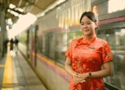 KAI Services Hadirkan Nuansa Imlek dalam Perjalanan Kereta Api