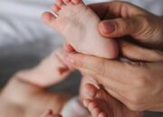 Eksim pada Bayi: Apa Penyebabnya dan Skincare Apa yang Aman Digunakan?