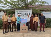 Holding Perkebunan Nusantara melalui PTPN IV Regional III Salurkan Rp2,4 Miliar untuk Perkuat Ekonomi dan Pendidikan di Rokan Hulu