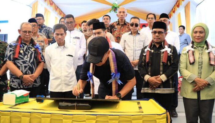 Janji Terpenuhi, Gubernur Sultra Resmikan SMAN 7 Pasarwajo sebagai Program Prioritas