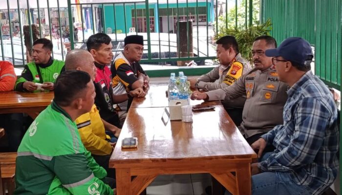 Perkuat Silaturahmi dan Sinergi Kamtibmas, Kapolda Sultra Bukber Bareng Driver Ojol Kendari