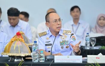 Wujudkan Sultra Sehat, ASR-Hugua Hadirkan Ambulans Laut untuk Jangkau Wilayah Kepulauan