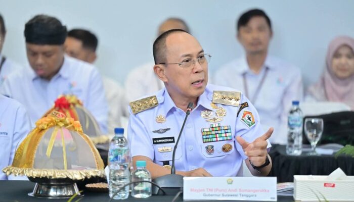 Wujudkan Sultra Sehat, ASR-Hugua Hadirkan Ambulans Laut untuk Jangkau Wilayah Kepulauan