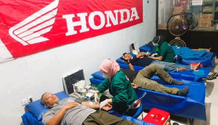 Rayakan 19 Tahun Berkarya, Dealer Gowata Sakti Motor Fokus Bantu Stok Darah Masyarakat