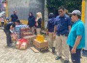 Ditresnarkoba Polda Sultra Salurkan Sembako untuk Personel dan Warga Terdampak Banjir di Kali Wanggu