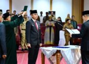 Lantik Pj Sekda Sultra, Gubernur Minta Seluruh OPD Langsung Tancap Gas Tuntas Pekerjaan