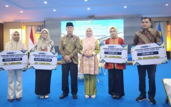 Komitmen Genjot SDM, Pemprov Sultra-Yayasan Asmar Abadi Salurkan Beasiswa 150 Mahasiswa
