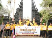 Sambut Hari Bhayangkara ke-80, Personel Ditlantas Polda Sultra Kompak Bersihkan Rumah Ibadah