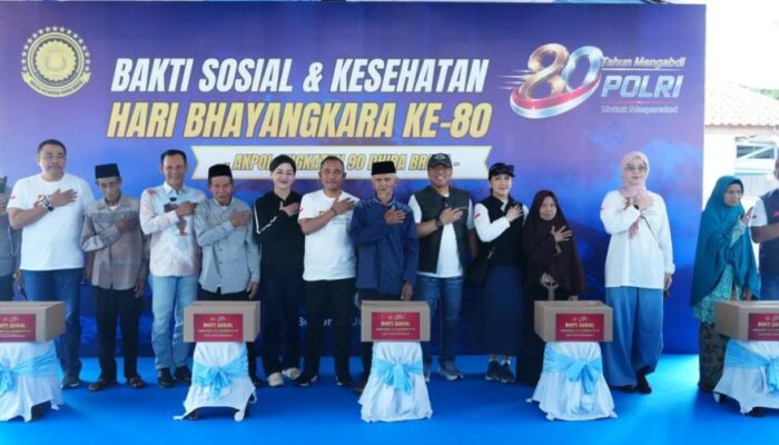 80 Tahun Bhayangkara, Wakapolri dan Alumni Akpol 90 Dhira Brata Gelar Baksos di Bogor