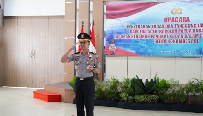 Dipimpin Langsung Kapolri, Kapolda Sultra Resmi Sandang Pangkat Irjen Polisi