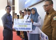 Pemprov Sultra Mulai Salurkan Beasiswa untuk 3.500 Siswa Kurang Mampu