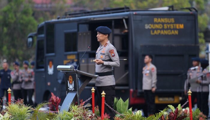Kapolda Sultra Tekankan Kesiapsiagaan dan Profesionalisme Personel Saat Pimpin Apel Pengarahan di Mako Satbrimob