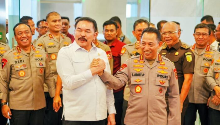 Kapolri dan Jaksa Agung Sepakat Perkuat Sinergi Penegakan Hukum dan Soliditas Institusi