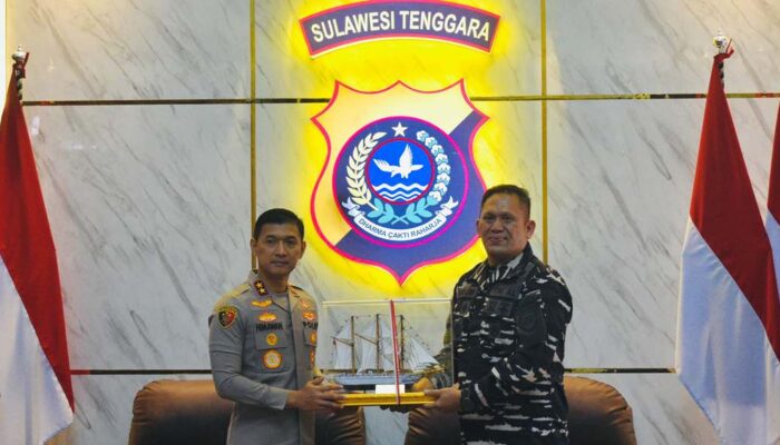 Silaturahmi Perdana Kapolda Sultra-Danlanal Kendari, Perkuat Sinergitas TNI Polri Jaga Keamanan Maritim