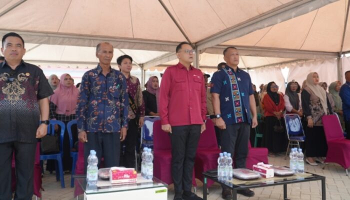 OJK Sultra Edukasi Nelayan dan UMKM Konawe Bebas Jeratan Utang dan Investasi Bodong