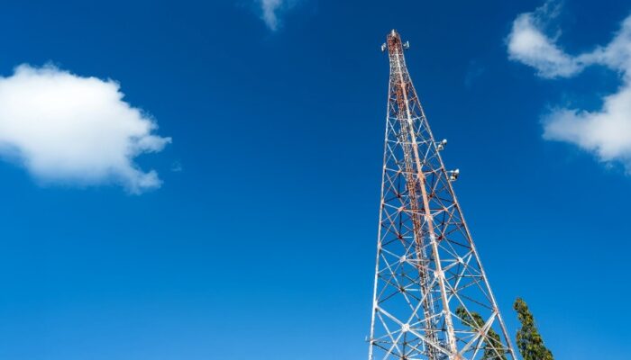 Trafik Data Melonjak 47,9%, Indosat Geber Jaringan 5G dan Teknologi AI di Indonesia Timur