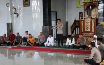 Perkuat Persatuan Lewat “Mepokoaso”, Kapolres Konawe Serap Aspirasi Warga Padangguni
