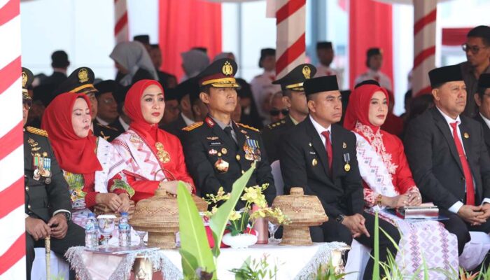 Tegaskan Soliditas, Kapolda Sultra Hadiri Upacara HUT ke-81 RI di Kantor Gubernur Bersama Forkopimda