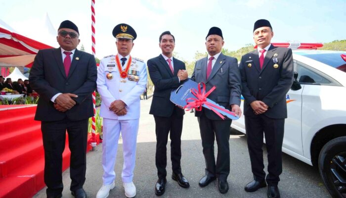 Momen HUT ke-81 RI, Bank Sultra Serahkan Bantuan Mobil Jenazah Gratis untuk RSUD Bahteramas