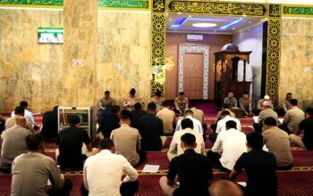 Mengabdi Sepenuh Hati, Anggota Polda Sultra Perkuat Mental dan Spiritual Lewat Binrohtal