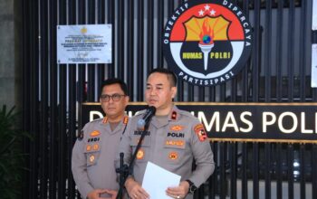 Gempa Flores, Polri Kirim Bantuan Logistik Skala Besar via Laut dan Udara
