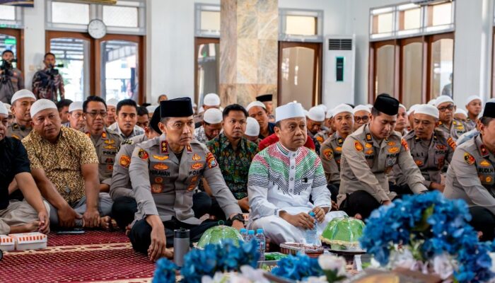 Sambut Hari Jadi ke-30, Polda Sultra Gelar Doa Bersama Bareng Ustad Das’ad Latif