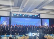 Lantik 4 Pengurus PERADI Profesional Sultra, Harris Arthur Hedar Tegaskan Advokat Hadir untuk Masyarakat