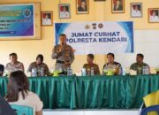 Jumat Curhat Perdana, Kapolresta Kendari Turun Langsung Serap Aspirasi Warga Puosu Jaya