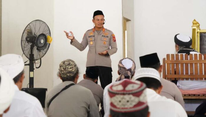 Kapolresta Kendari Gelar Safari Jumat di Baruga, Tekankan Pentingnya Peran Warga Jaga Kamtibmas