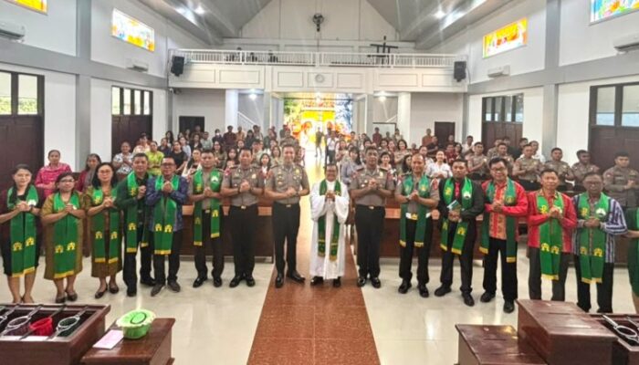 Polda Sultra Dekatkan Diri dengan Jemaat Lewat Minggu Kasih, Perkuat Kamtibmas