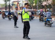Wakapolda Sultra Turun Langsung Atur Lalu Lintas, Operasi Patuh Anoa 2026 Resmi Dimulai