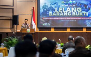 Kapolda Sultra Tegaskan Lelang Barang Rampasan Negara Jadi Bukti Transparansi dan Pemulihan Aset
